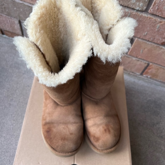 Kids Bailey button triplet Ugg boot - Picture 4 of 7